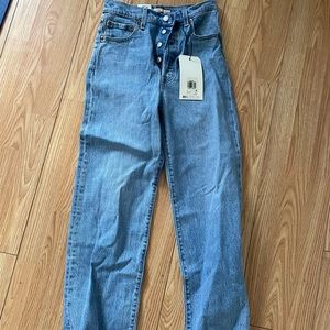 Levi Ribcage 26 with tags